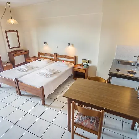 Apart Otel Yiannis ηotel 2*
