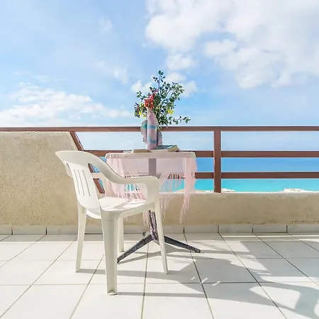 Yiannis ηotel Aparthotel 2*