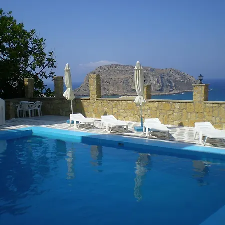 Yiannis ηotel アパートホテル