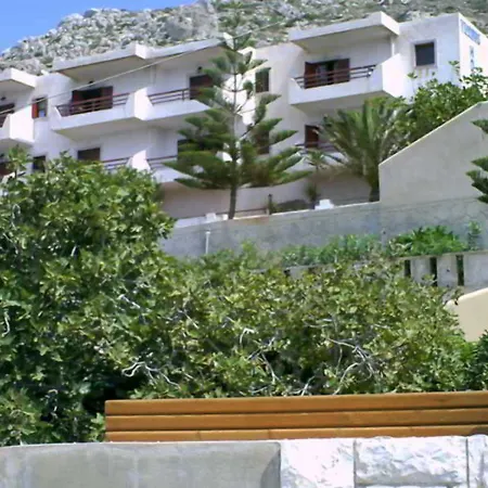 Aparthotel Yiannis ηotel Foinikion