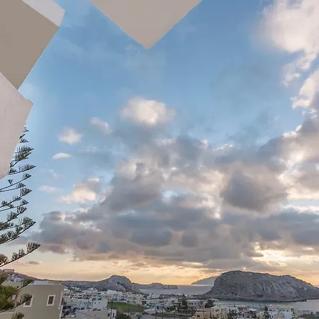 Yiannis ηotel Aparthotel Foinikion