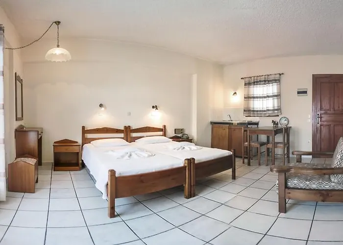 Aparthotel Yiannis ηotel Foinikion