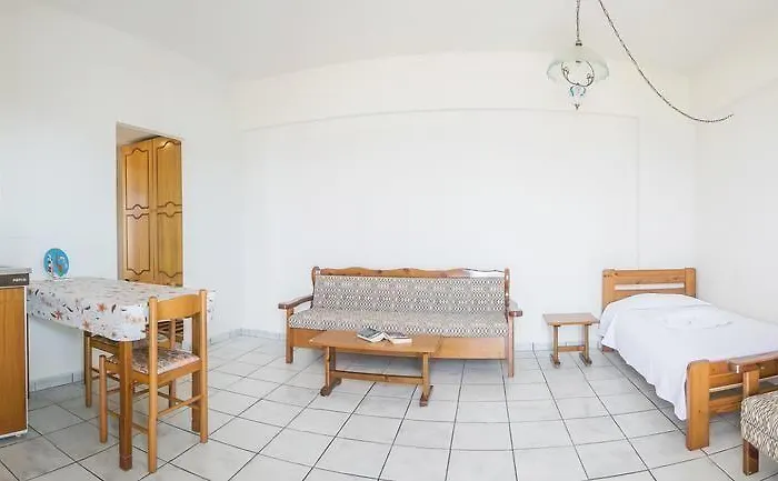 Yiannis ηotel Aparthotel 2*